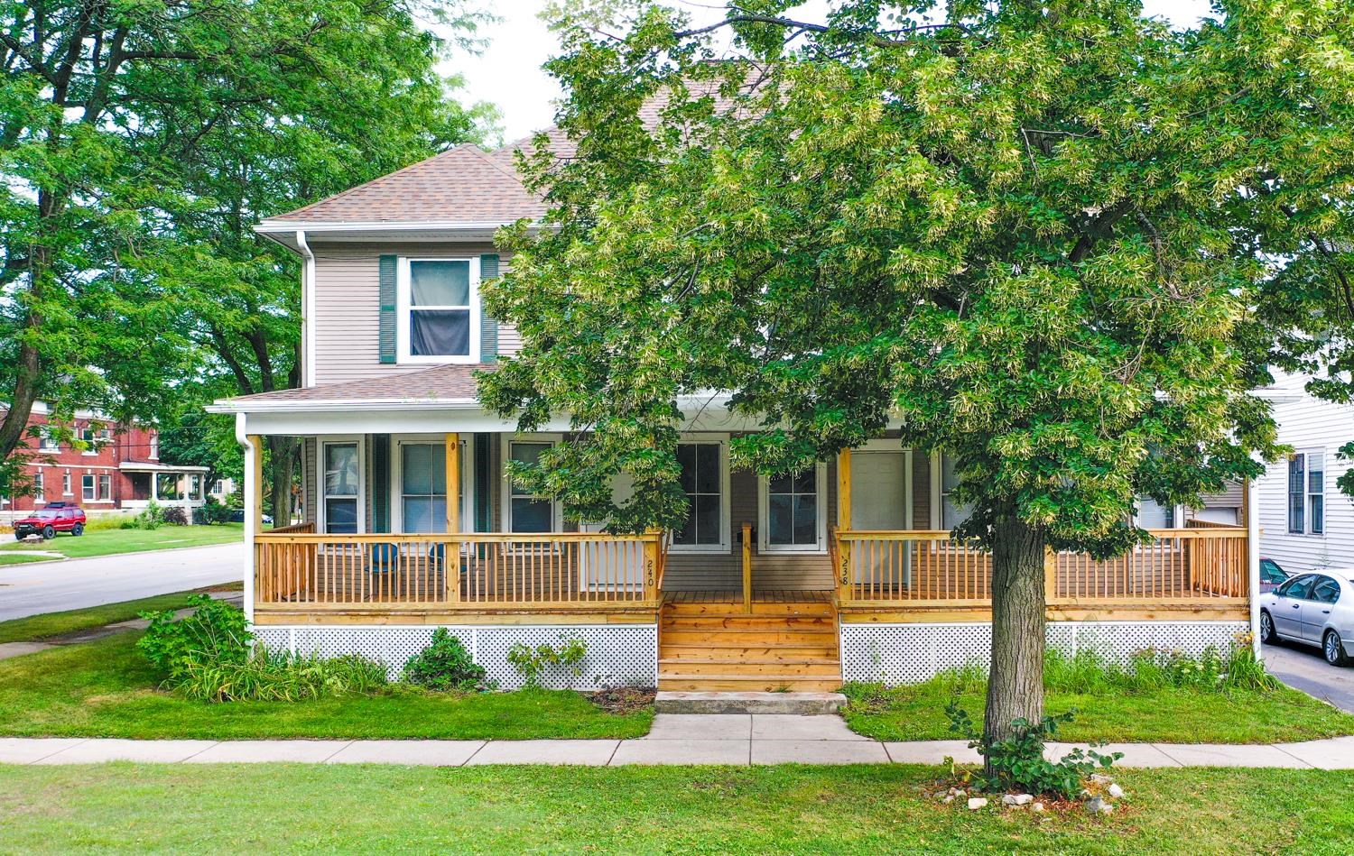 238 N Oakland Ave, Green Bay, WI 54303-2834