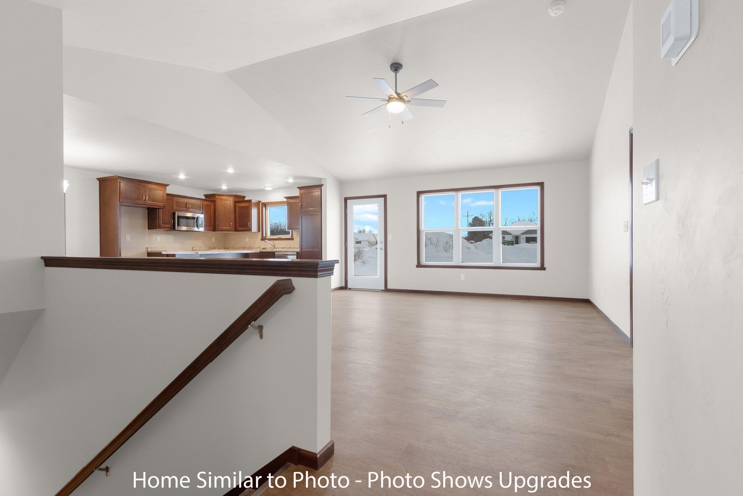 1674 Frontier Rd, Luxemburg, WI 54217