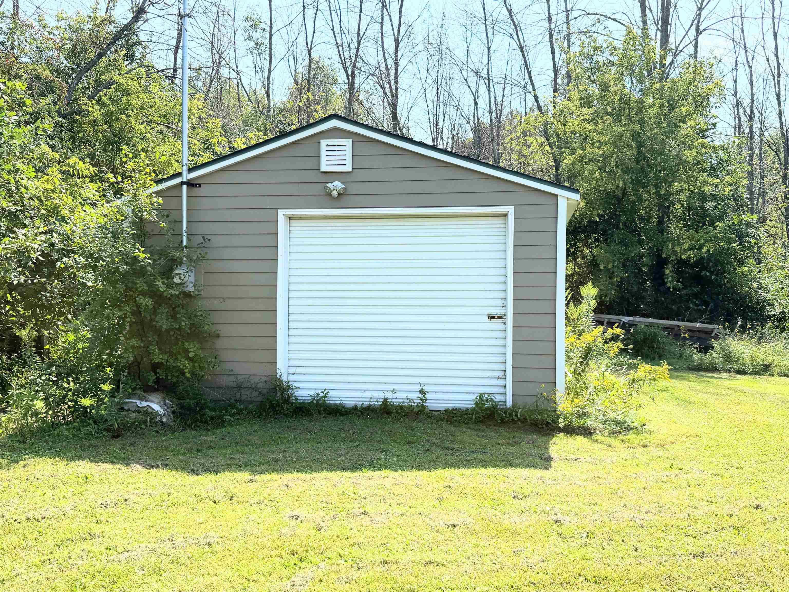 4750 Edgewater Beach Roads, Green Bay, WI 54311