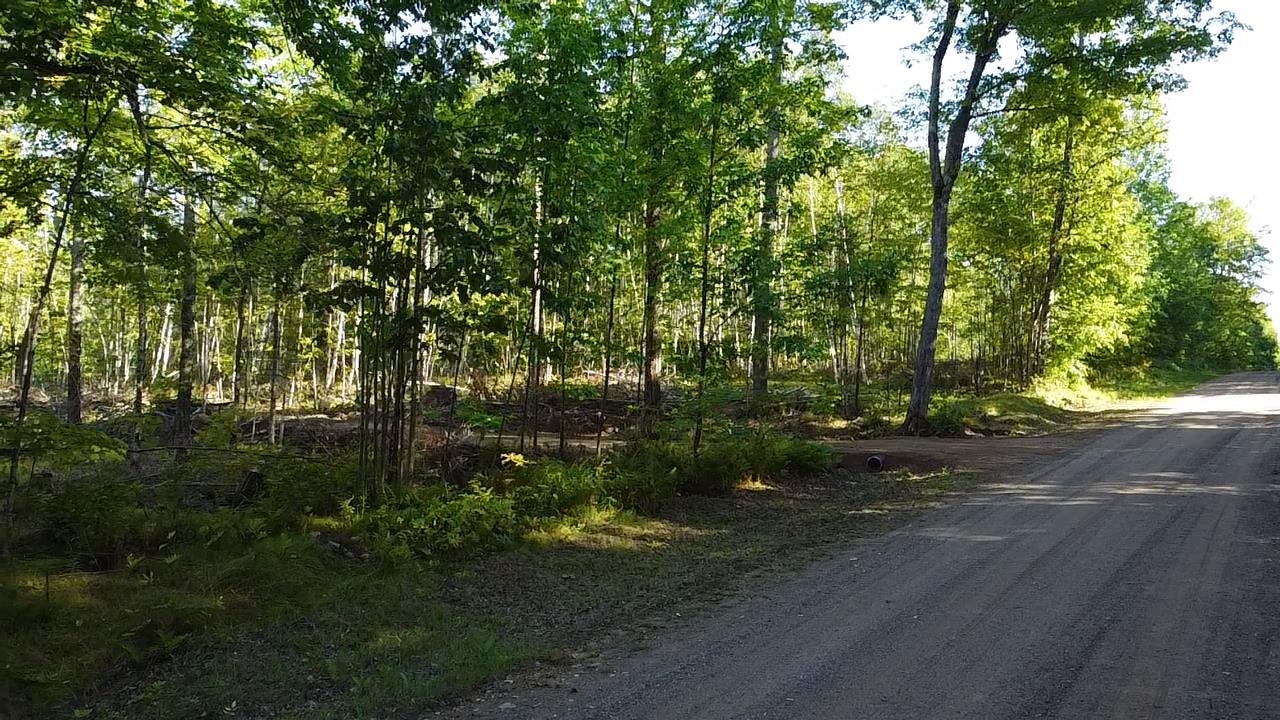Tower Dr, Crandon, WI 54520