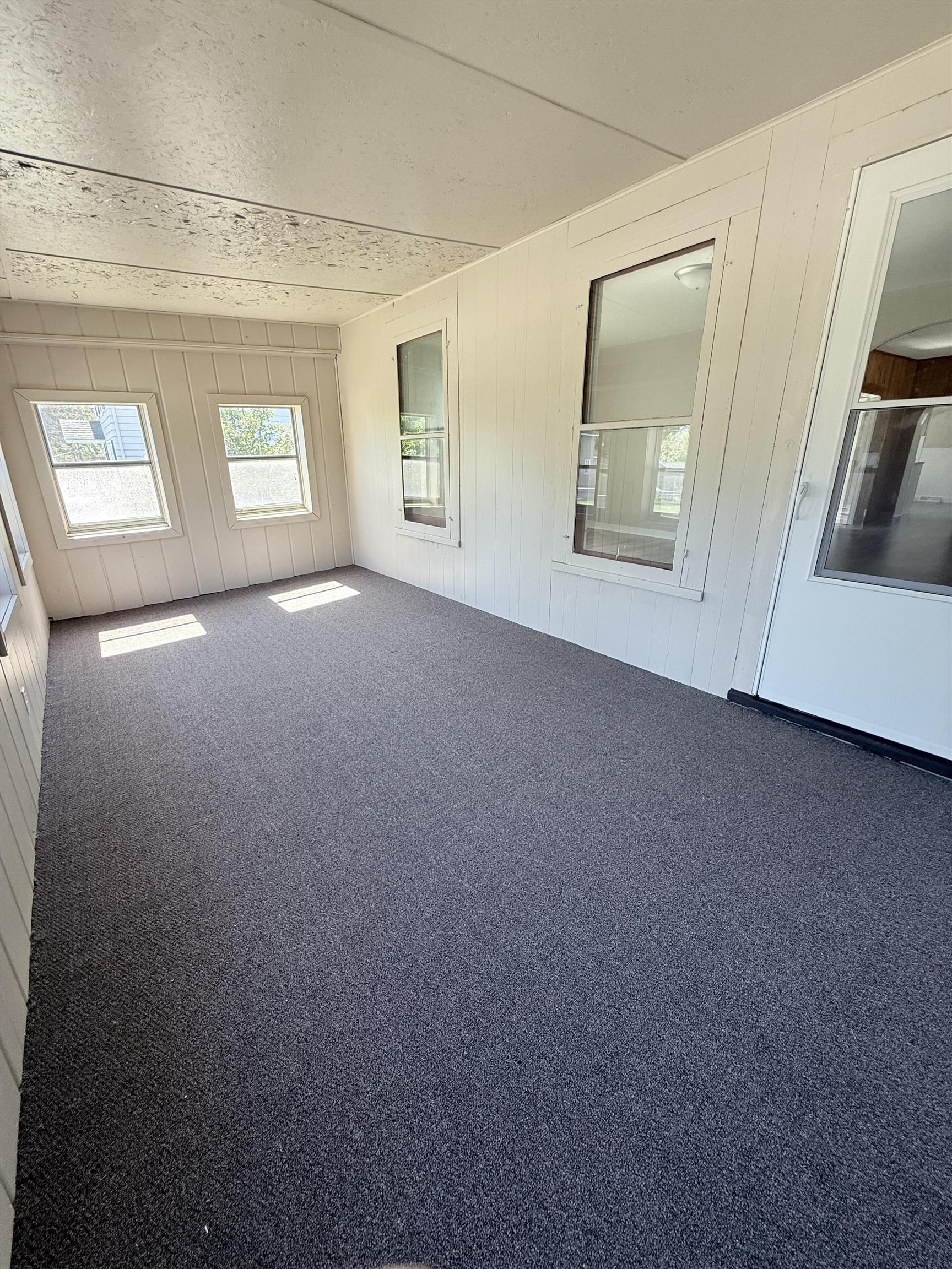 615 Superior Ave, Oconto, WI 54153