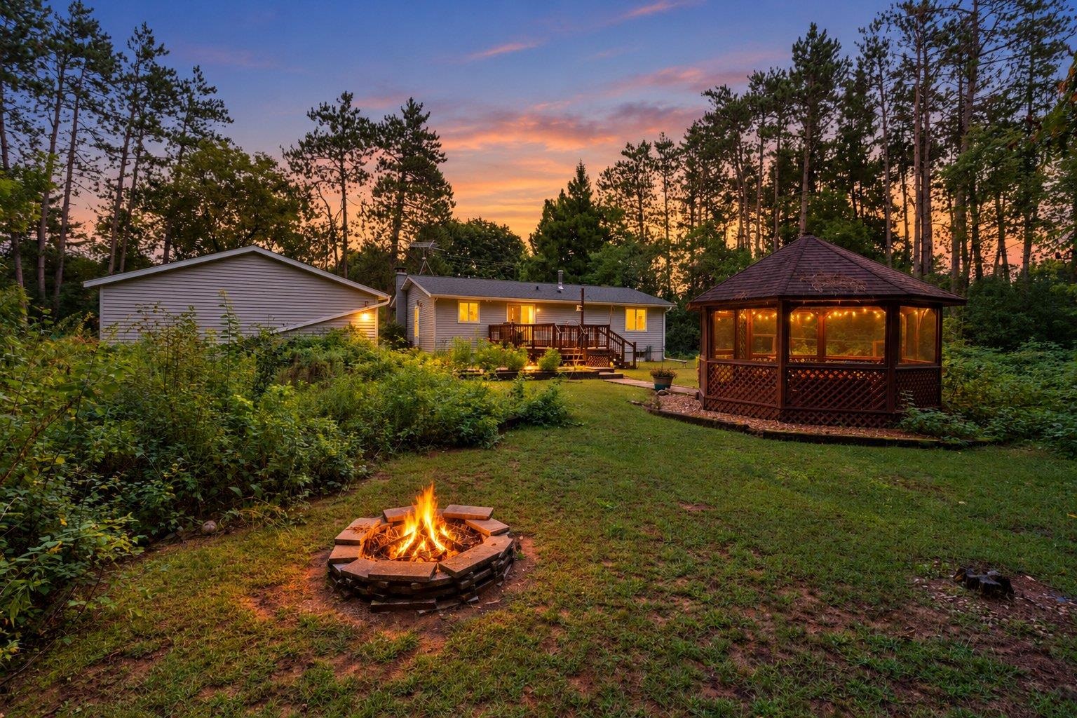 N4711 Rose Brook Rd, Shawano, WI 54166