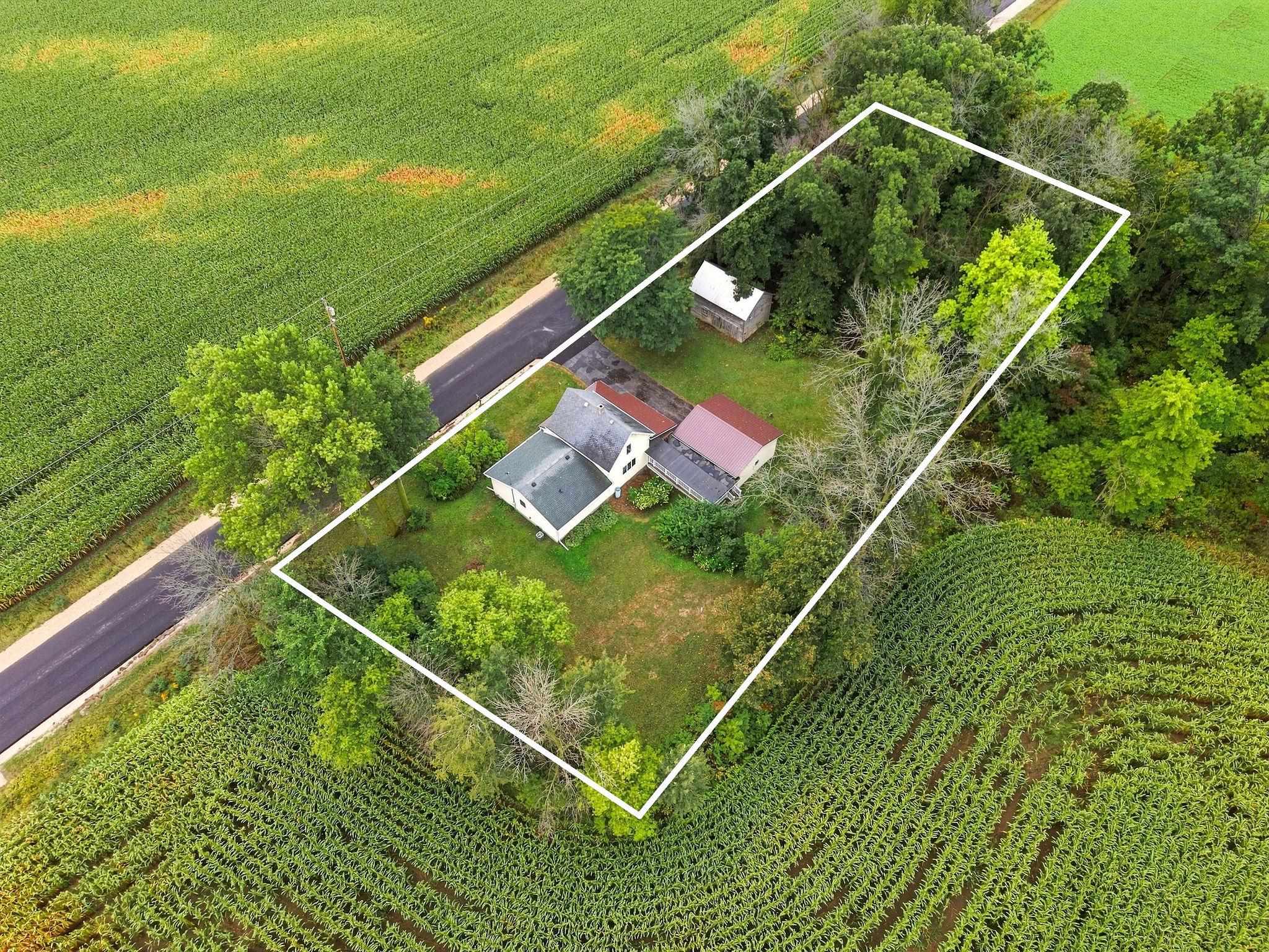 3847 Hill Rd, Greenleaf, WI 54126-9441