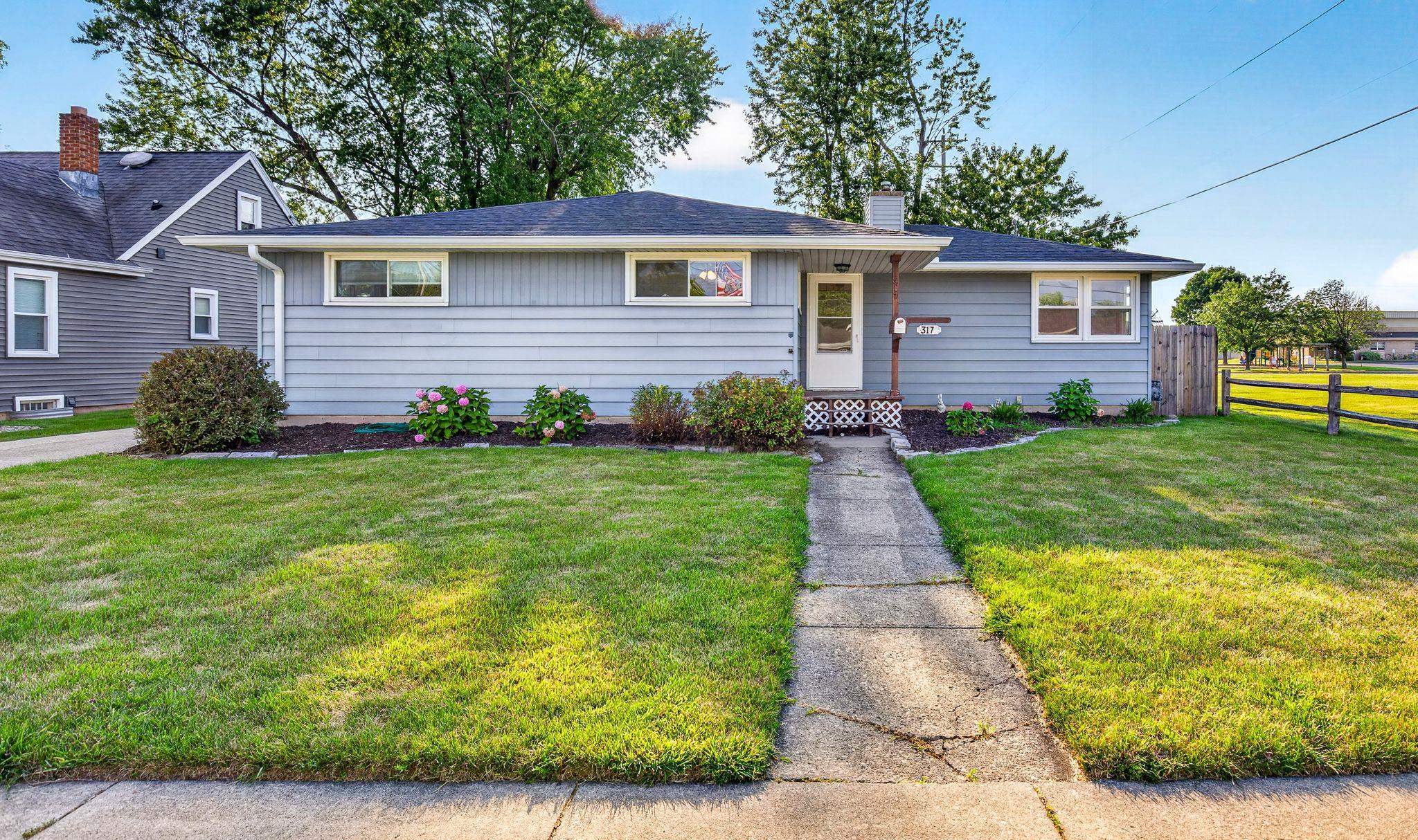 317 S Western Ave, Neenah, WI 54956