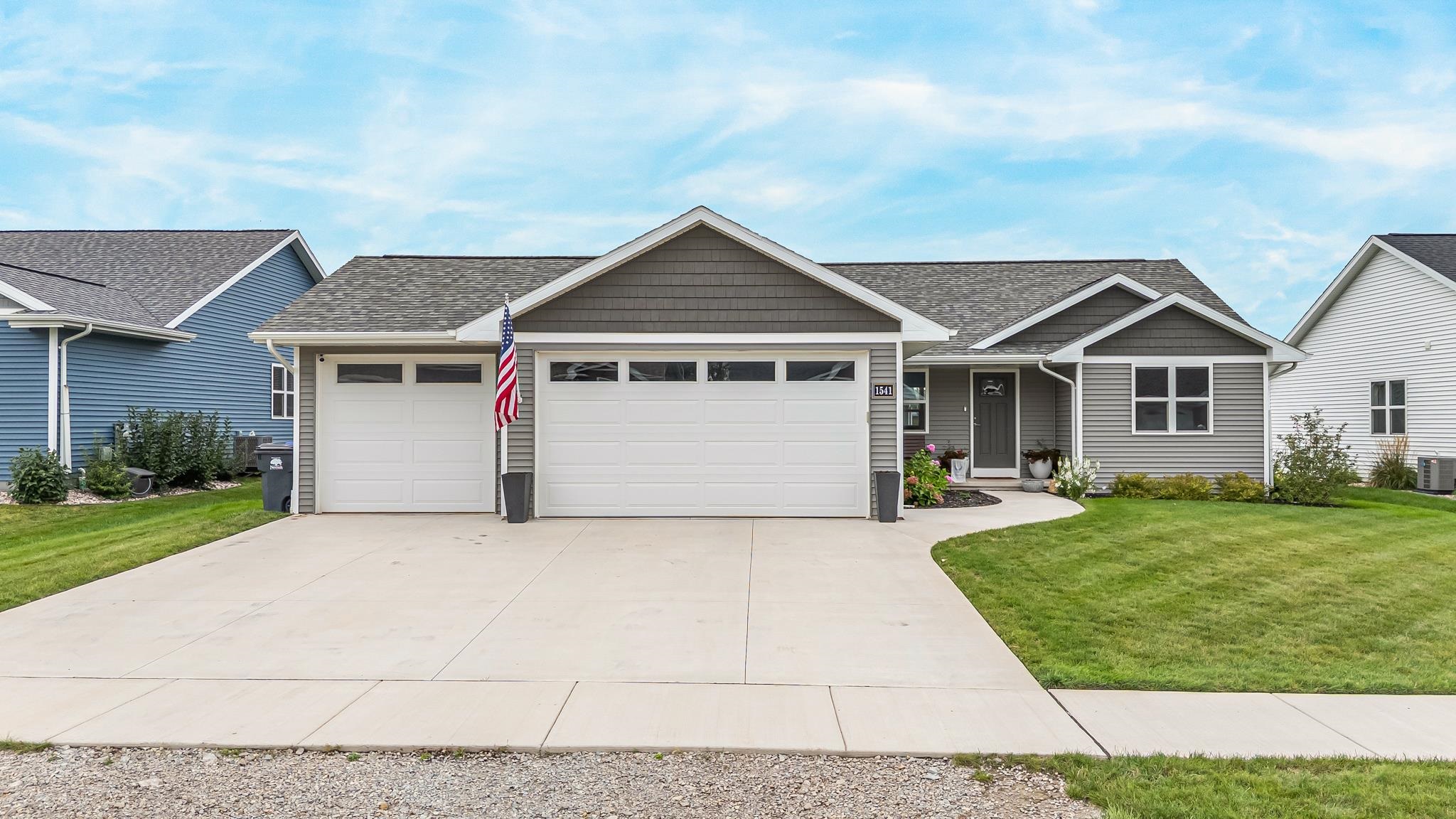 1541 Liberty Ave, Neenah, WI 54956