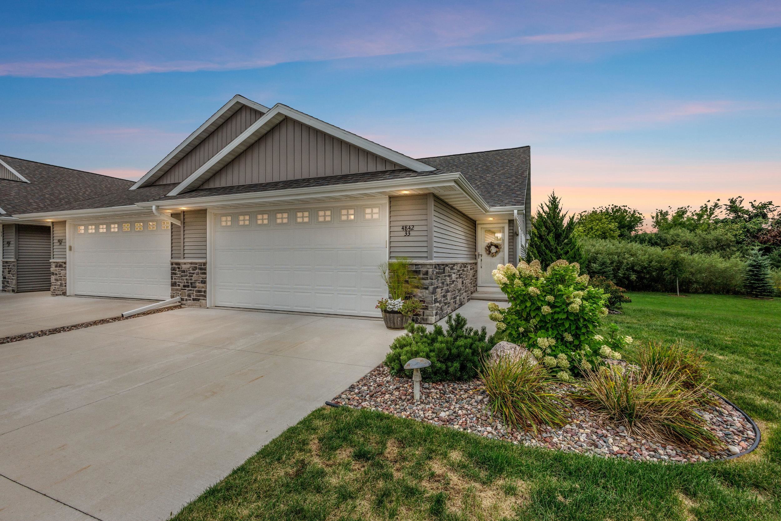 4842 N Marlo Way #33, Appleton, WI 54913