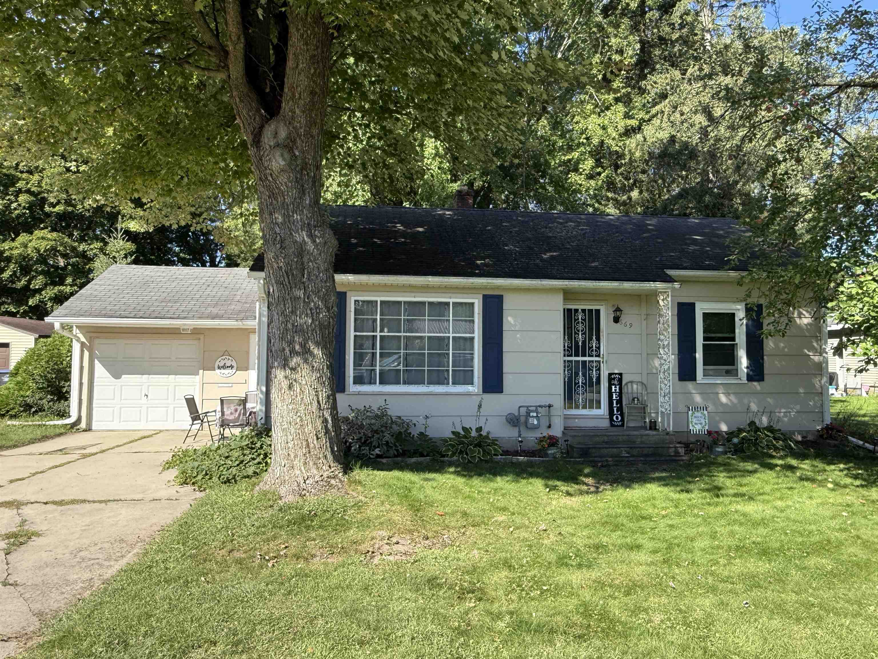 669 N Smalley St, Shawano, WI 54166
