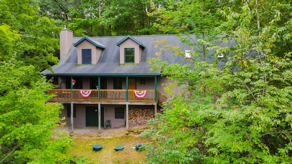 6352 Wayfaring Ln, Oconto, WI 54153