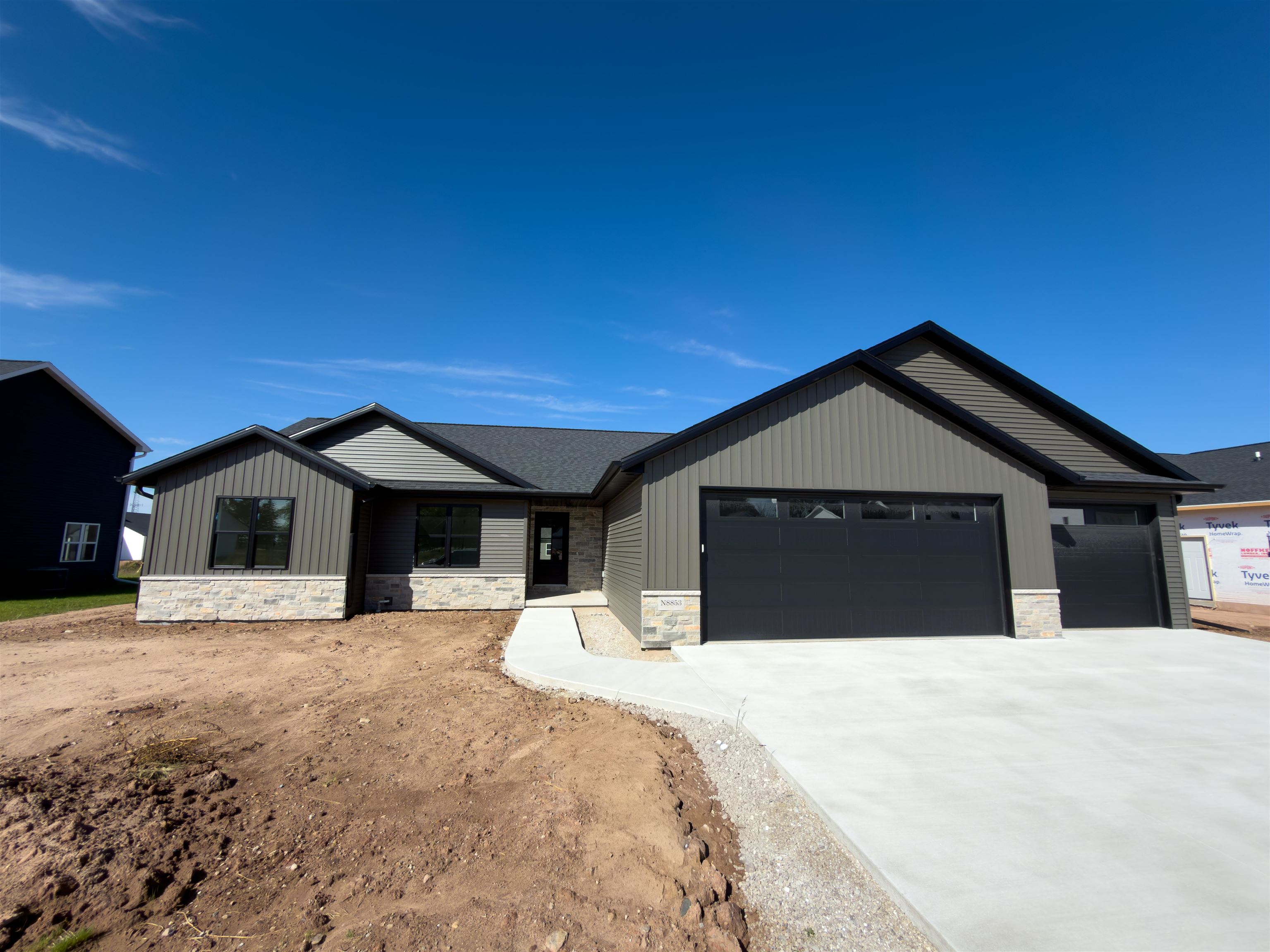 N8853 Galway Ln, Appleton, WI 54915