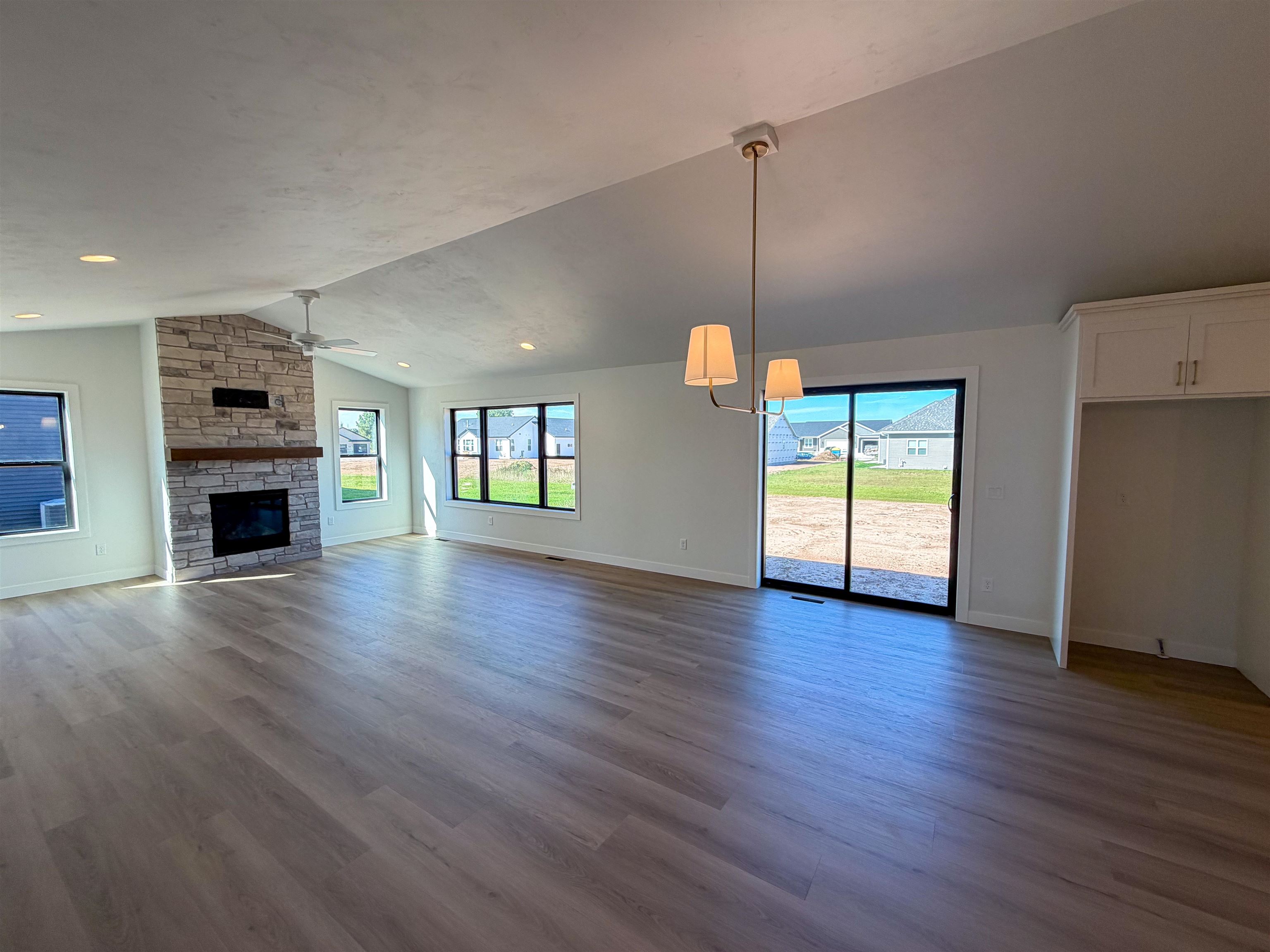 N8853 Galway Ln, Appleton, WI 54915