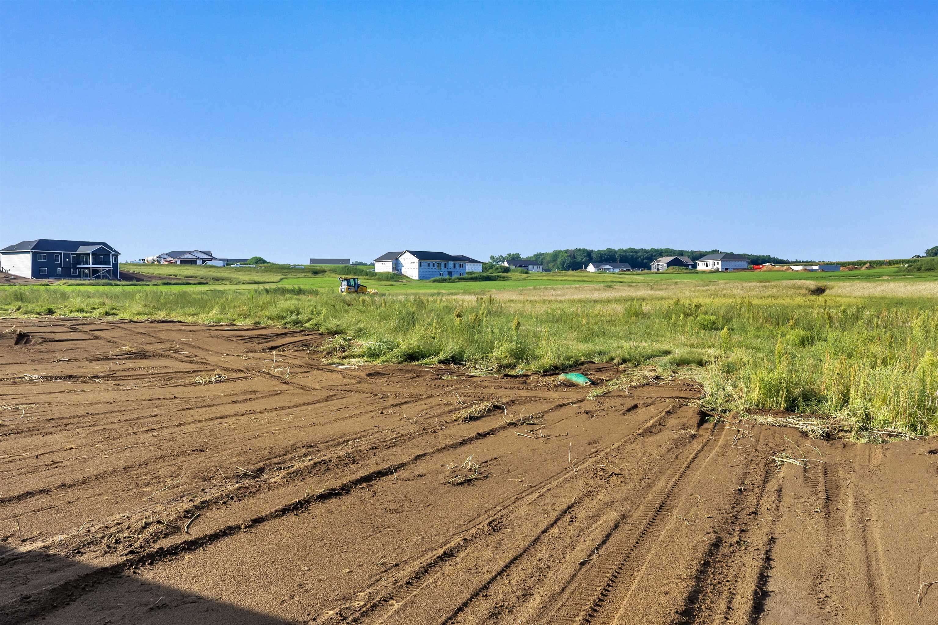 3735 Harolds Way, Suamico, WI 54313