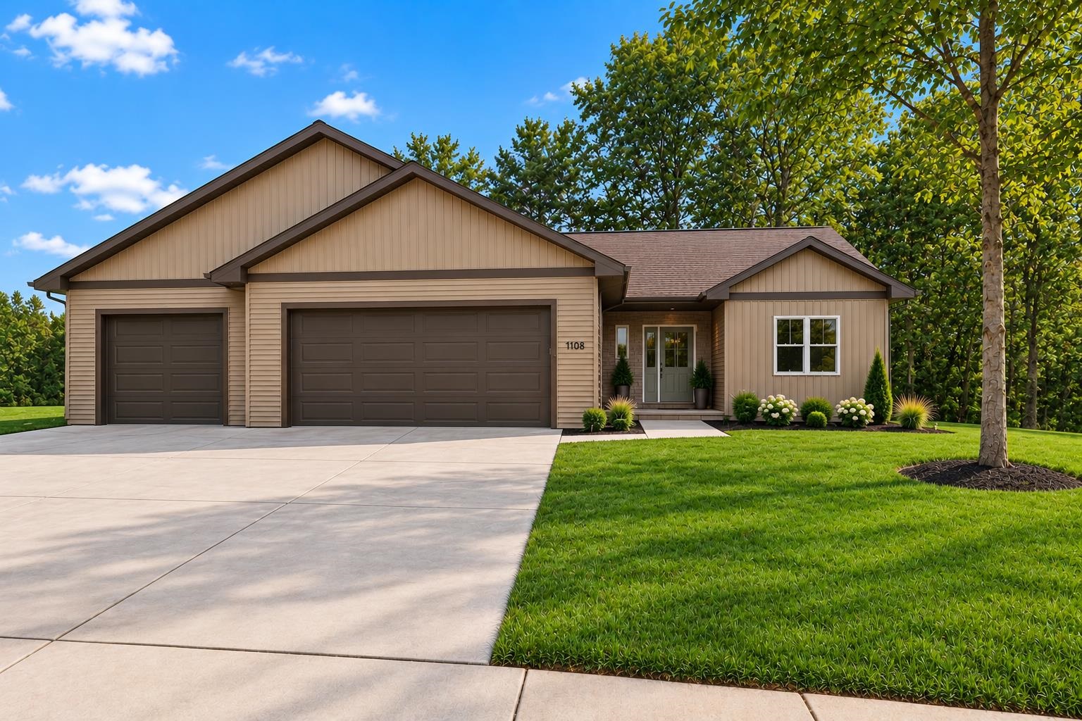 1108 Pinecrest Rd, Green Bay, WI 54313