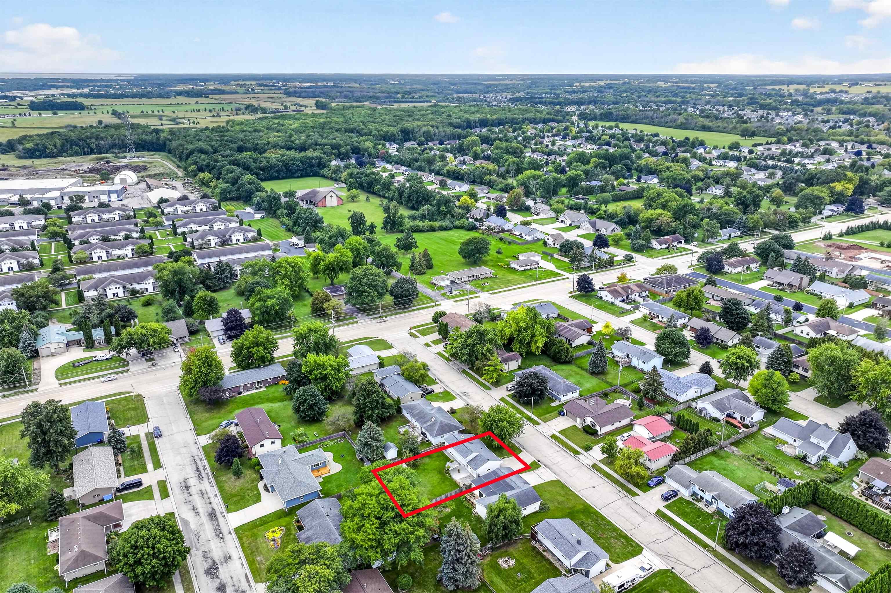 1378 Inverness Ln, Neenah, WI 54956