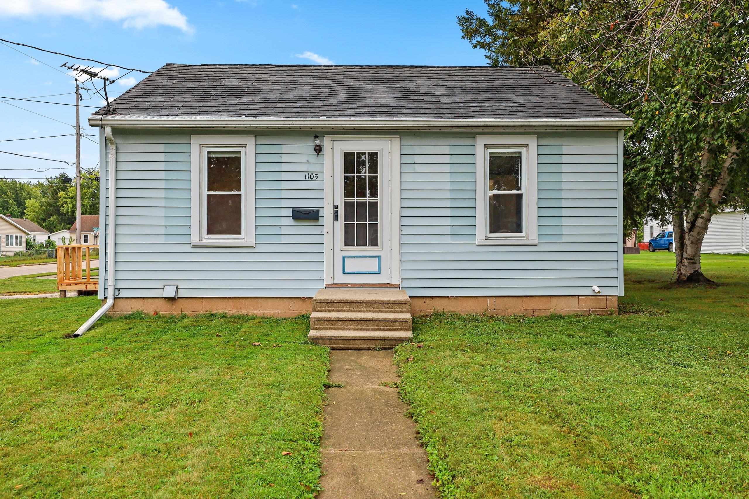 1105 W Grant St, Appleton, WI 54914