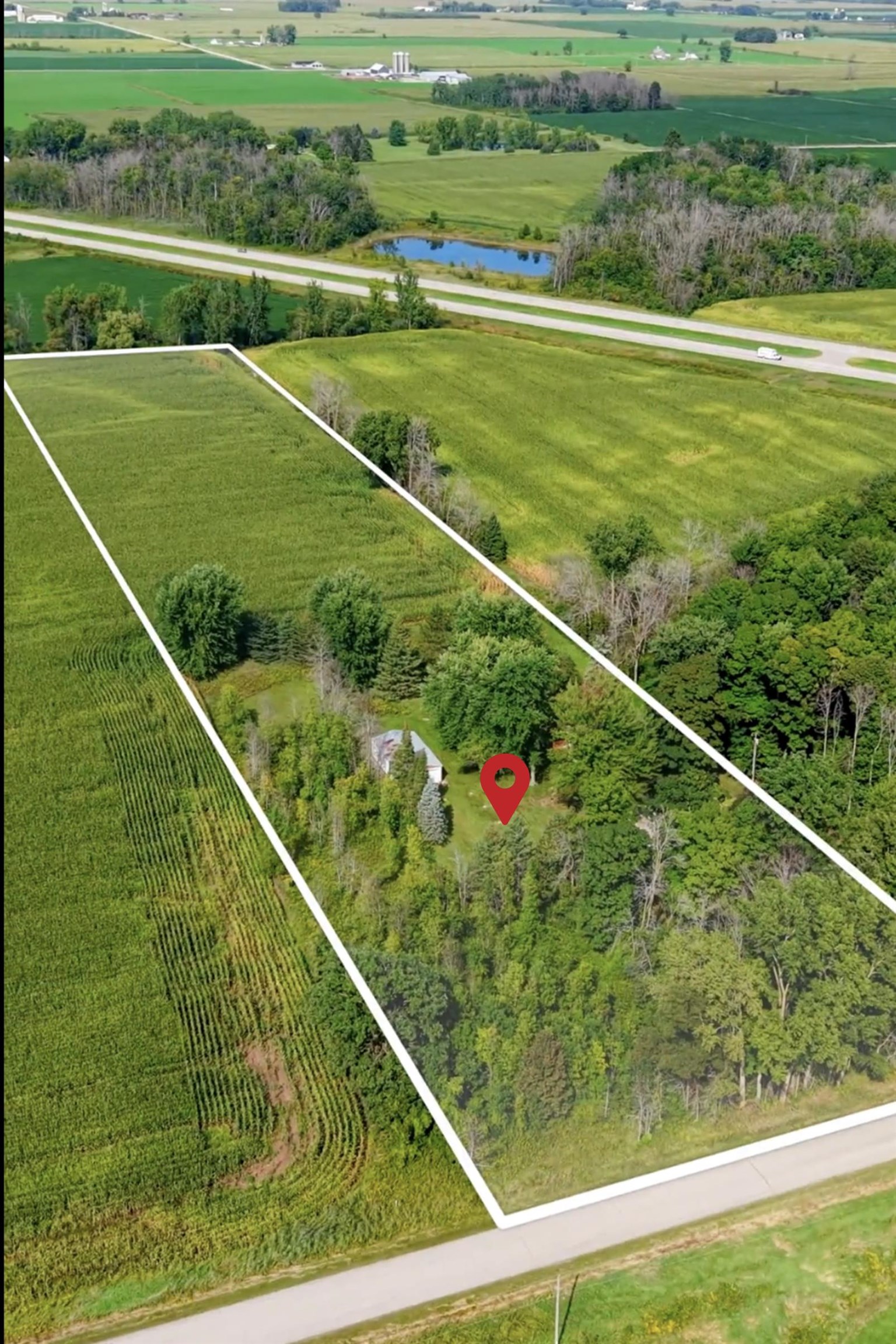 W596 Birch Dr, Pulaski, WI 54163-8528