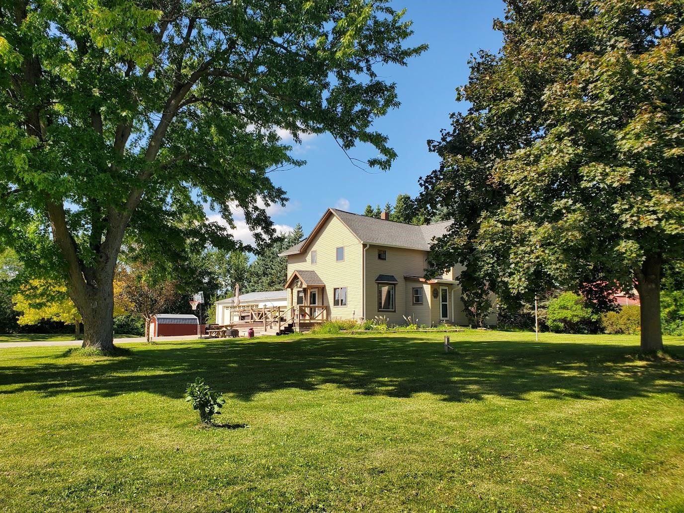 5001 N Mccarthy Rd, Appleton, WI 54913-8877