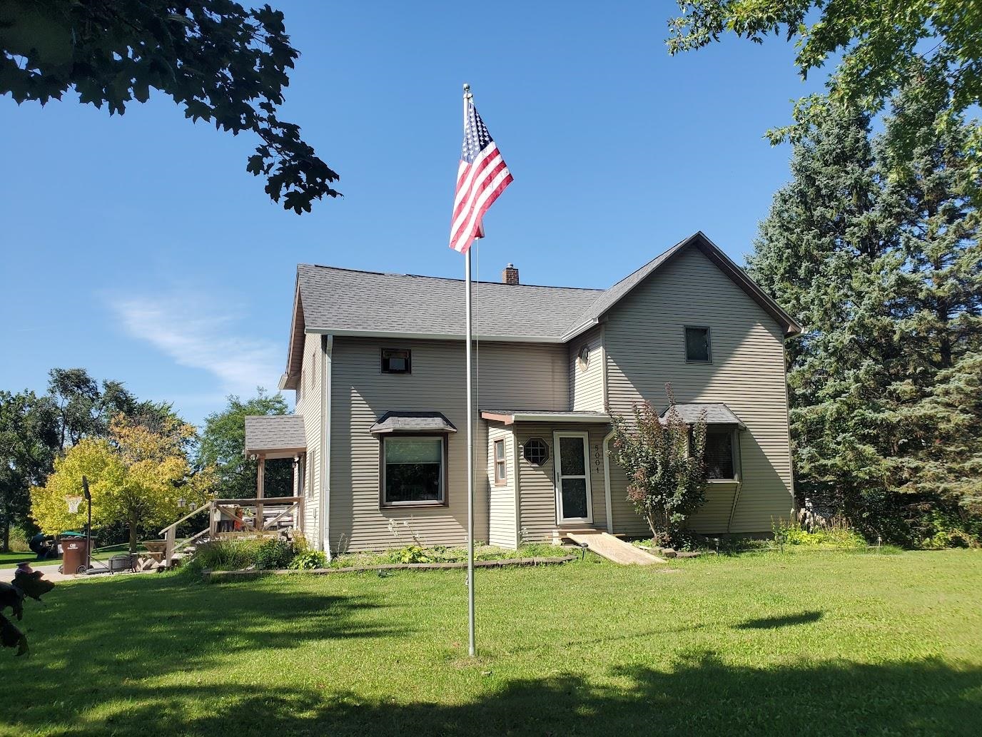 5001 N Mccarthy Rd, Appleton, WI 54913-8877
