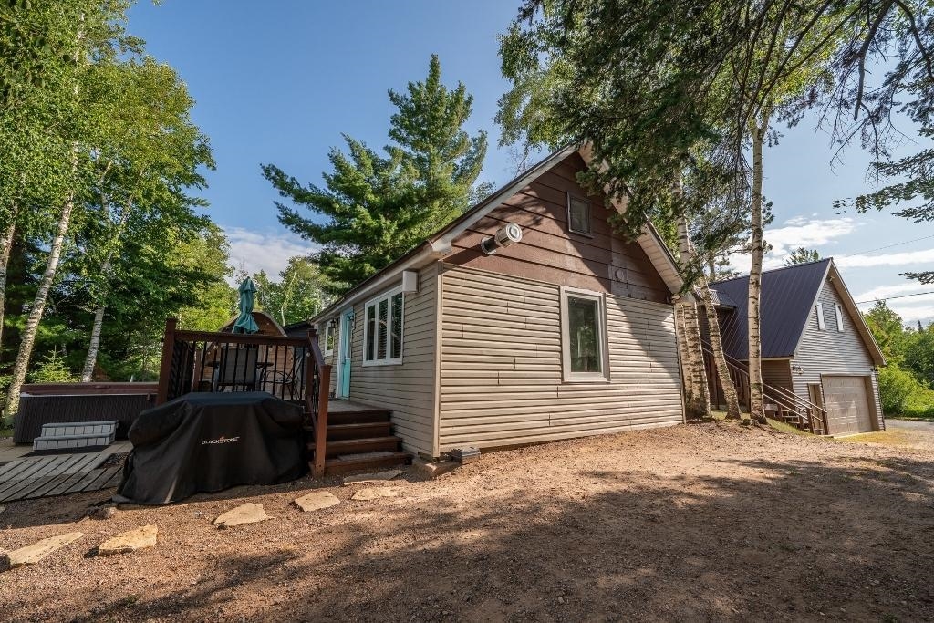 18622 Smokey Lake Ln, Townsend, WI 54175