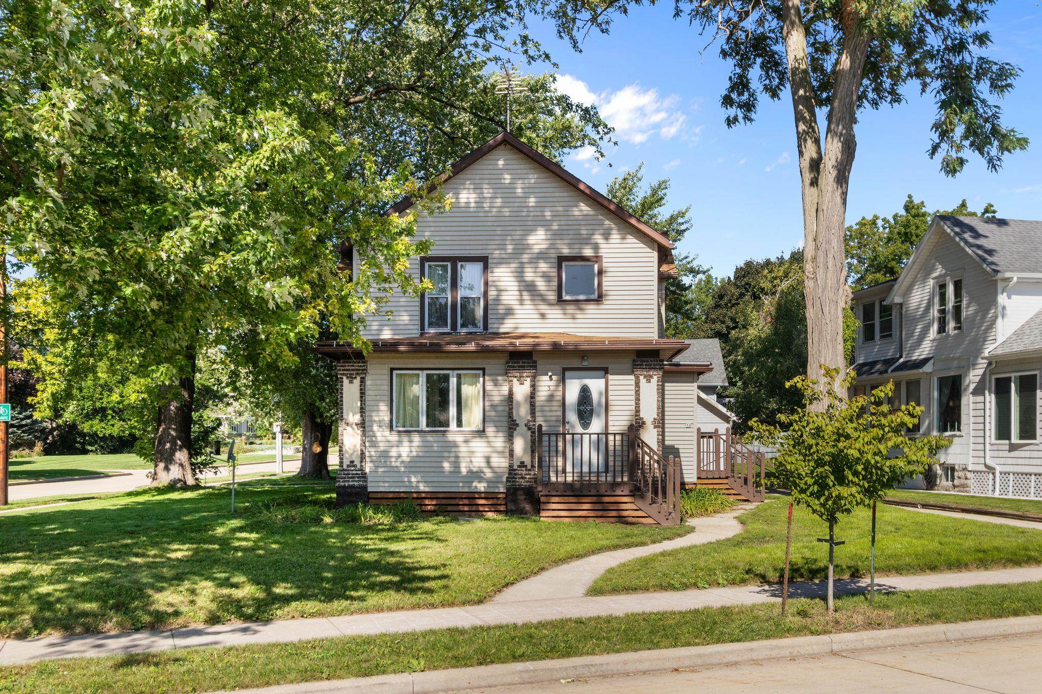 3 Eveline St, Oshkosh, WI 54901