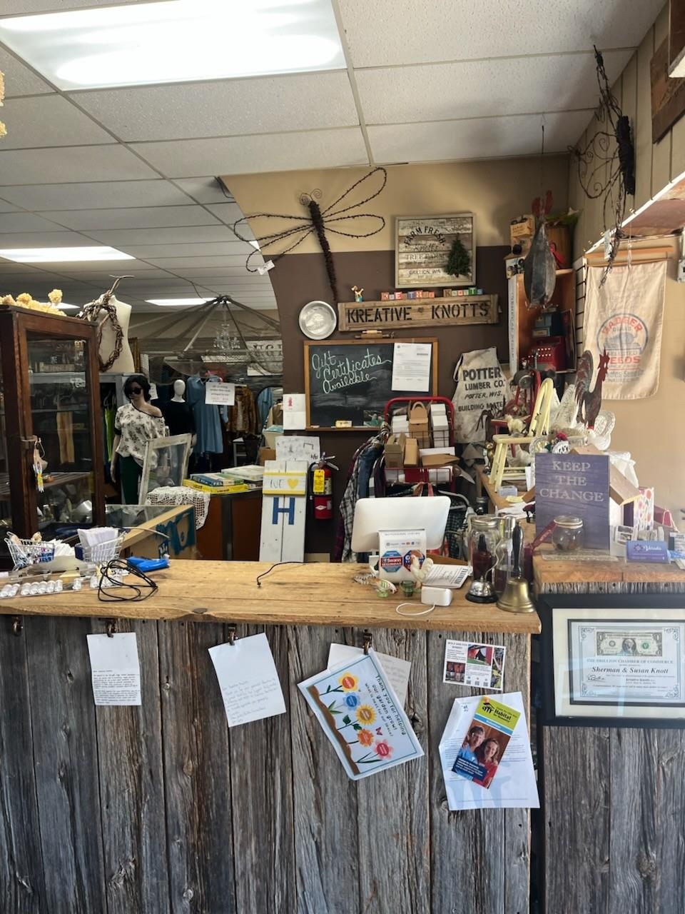 208 N Main St, Brillion, WI 54110