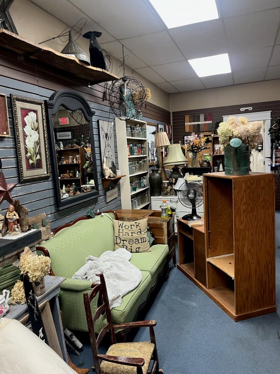 208 N Main St, Brillion, WI 54110