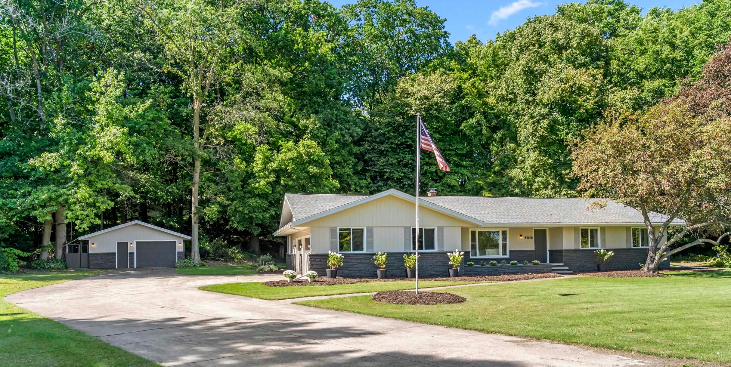 W3828 Highview Dr, Appleton, WI 54913