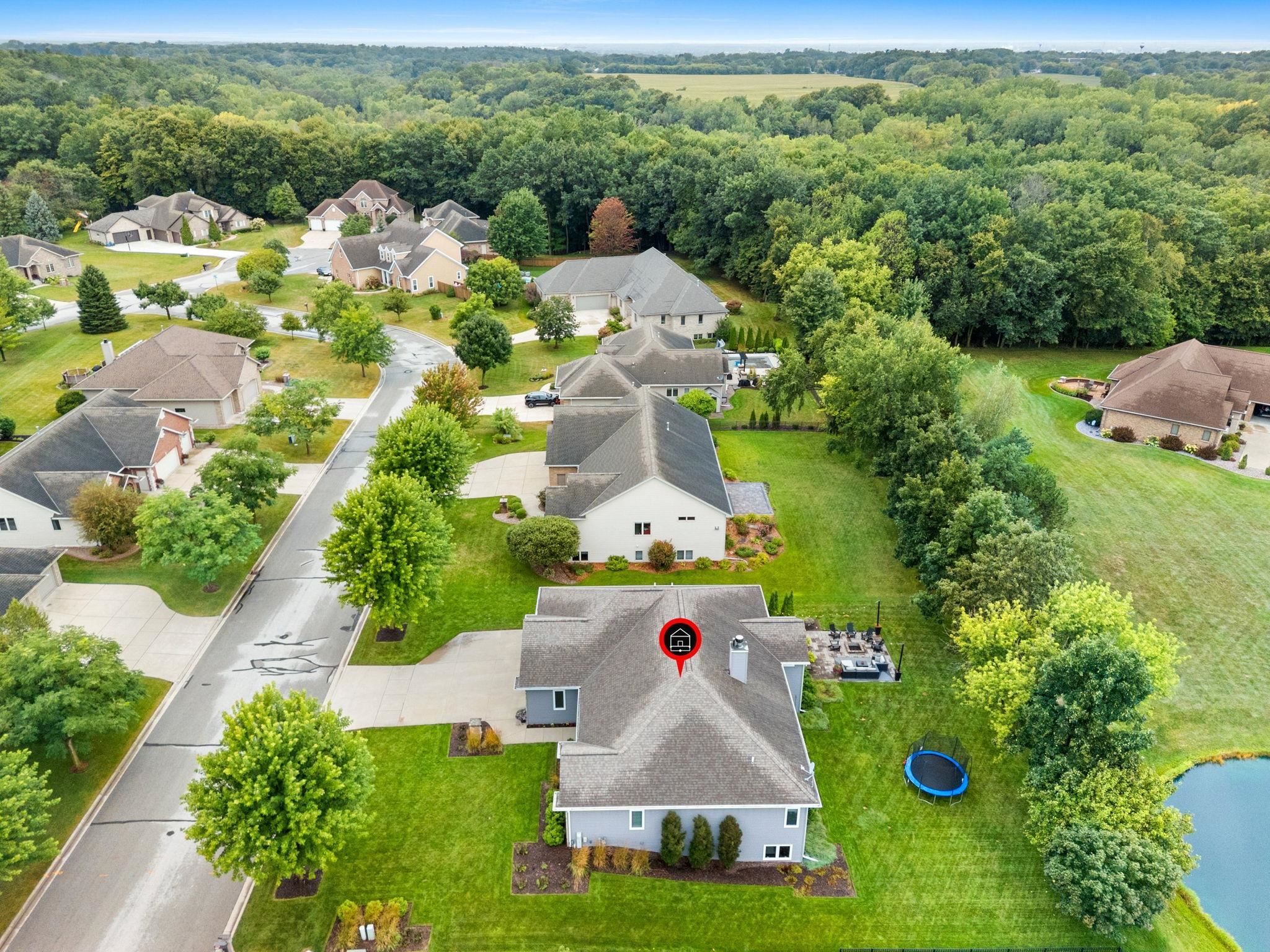 3353 Langdon St, Green Bay, WI 54311