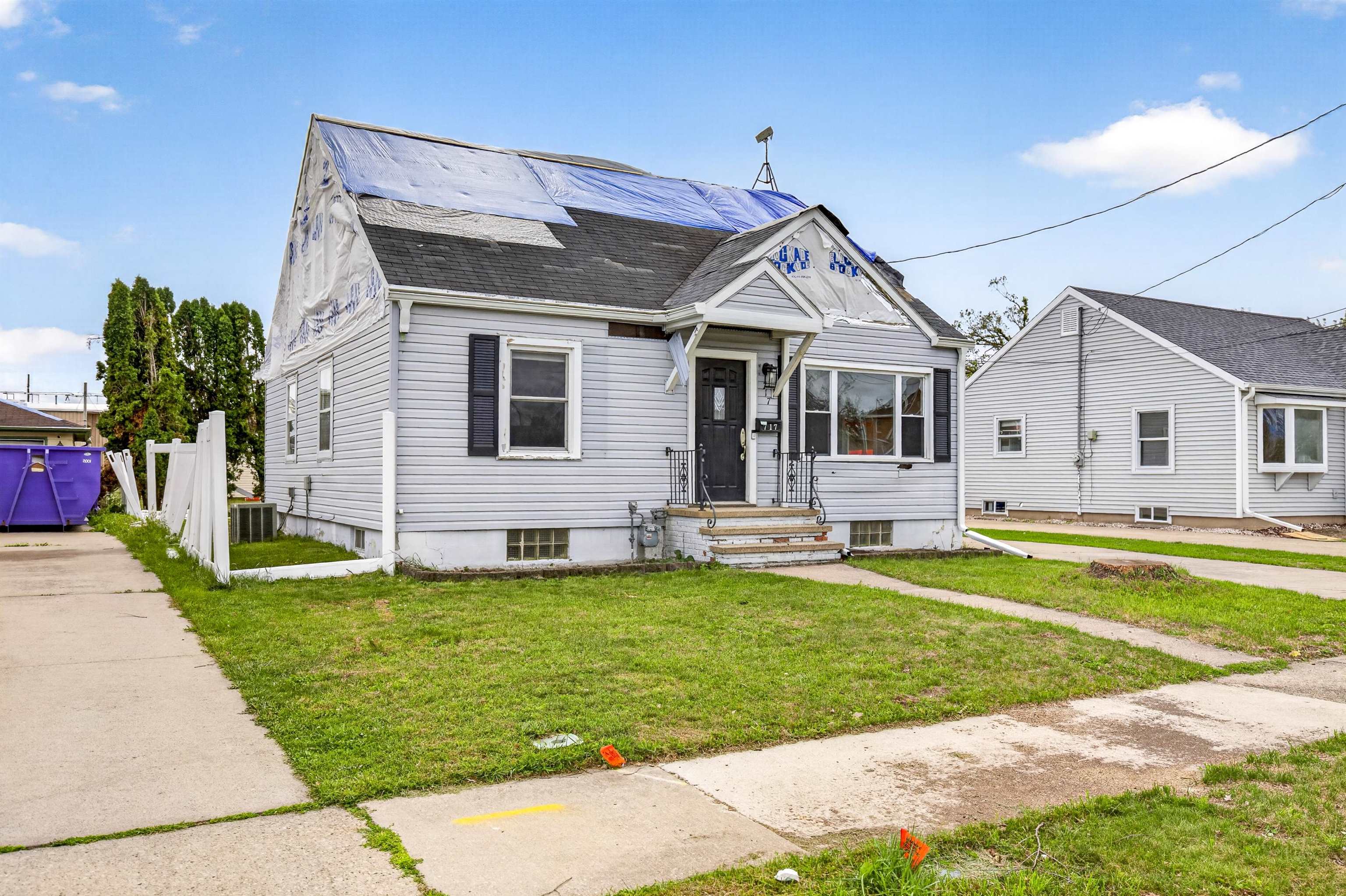 717 5th St, Menasha, WI 54952-2803