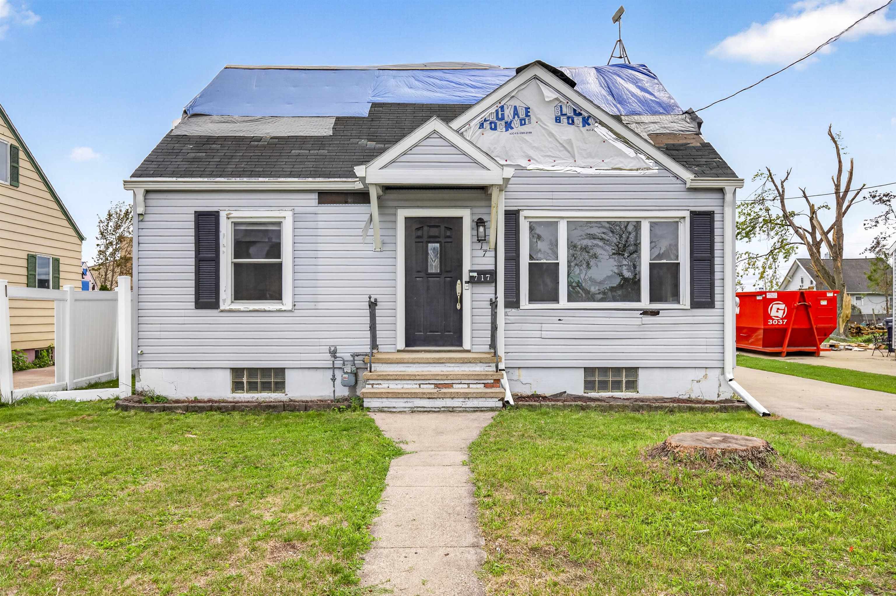 717 5th St, Menasha, WI 54952-2803