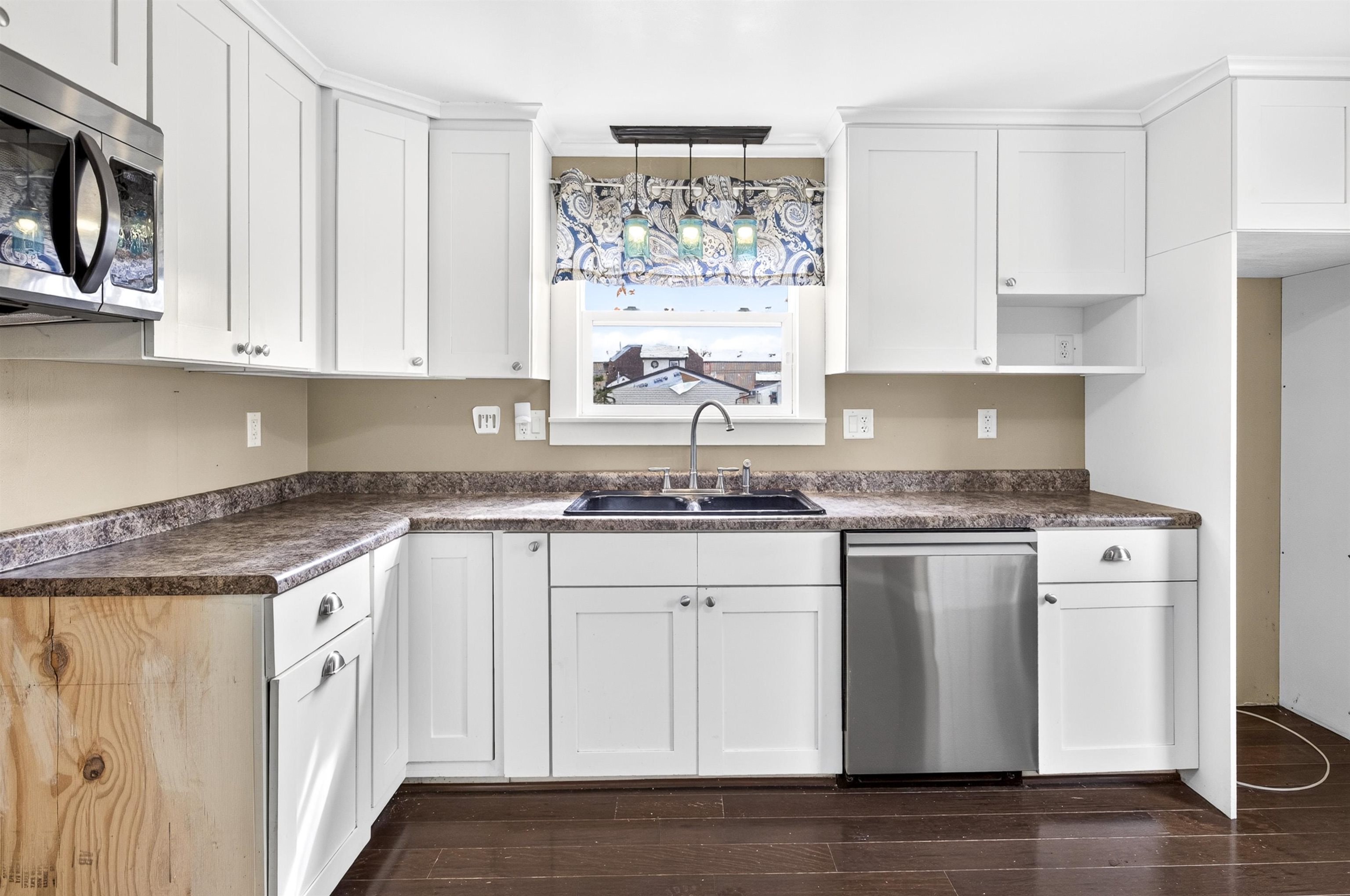 717 5th St, Menasha, WI 54952-2803
