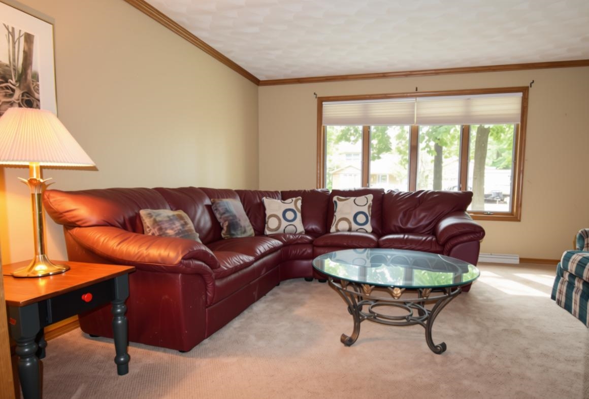 3316 S White Birch Ln, Appleton, WI 54915
