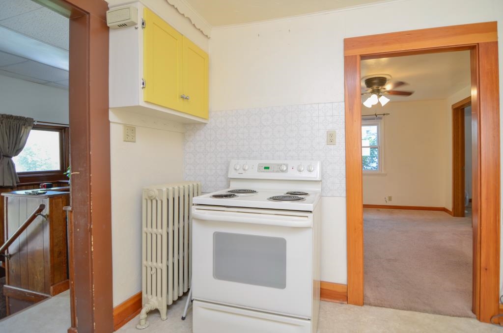 1253 Elm St, Green Bay, WI 54302
