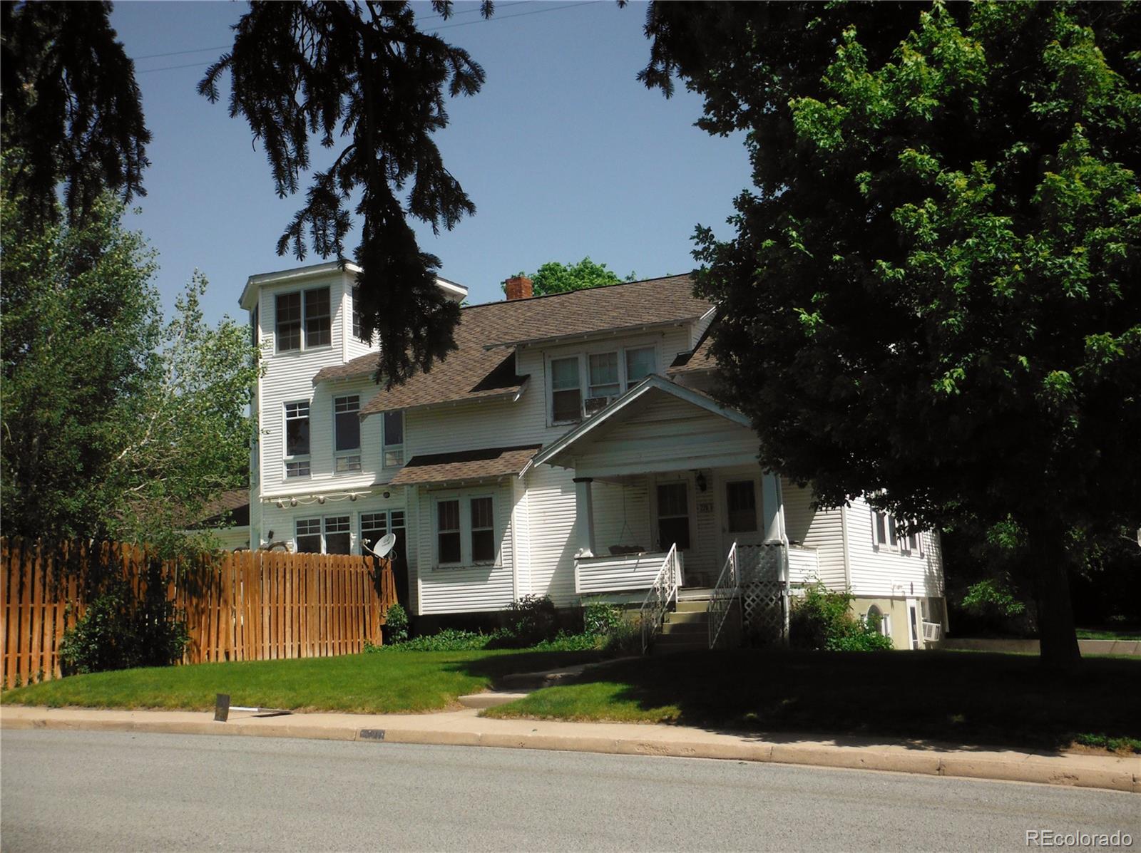 220 E 5th St, Flagler, CO 80815