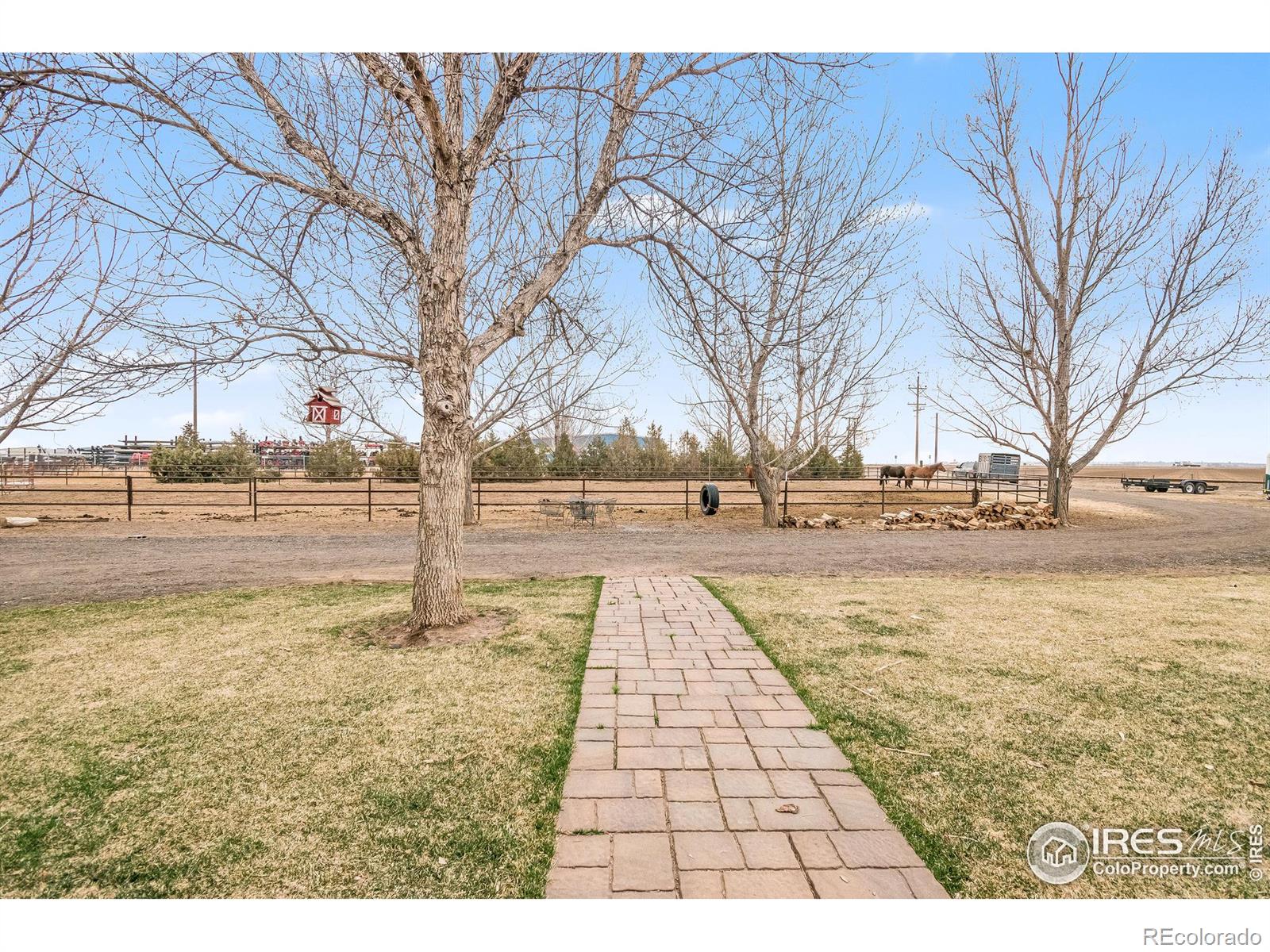 318 S 1st Ave, Ault, CO 80610