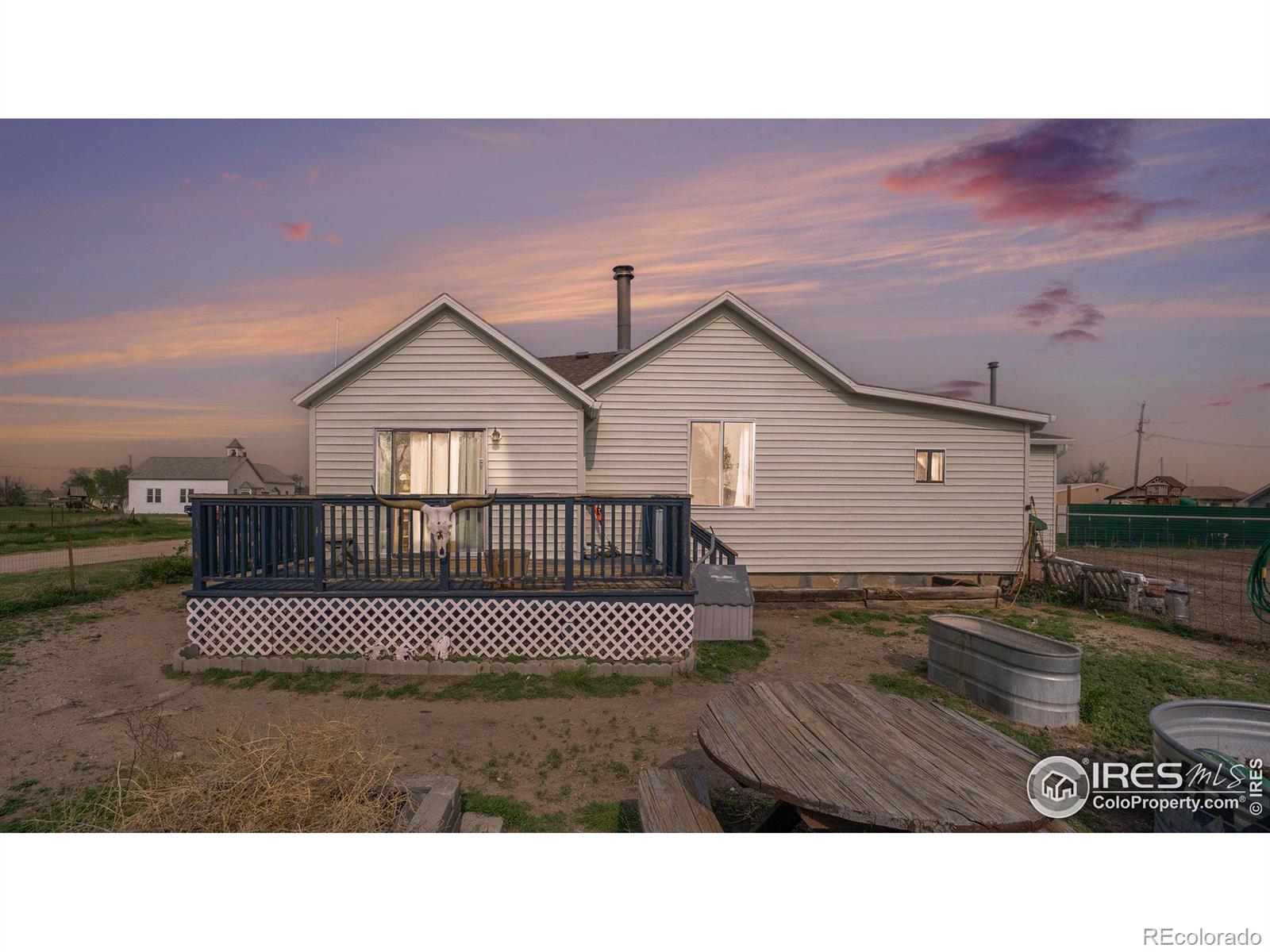 220 Cheyenne Ave, Grover, CO 80729