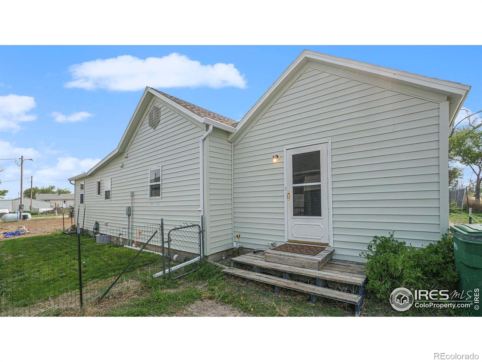 220 Cheyenne Ave, Grover, CO 80729
