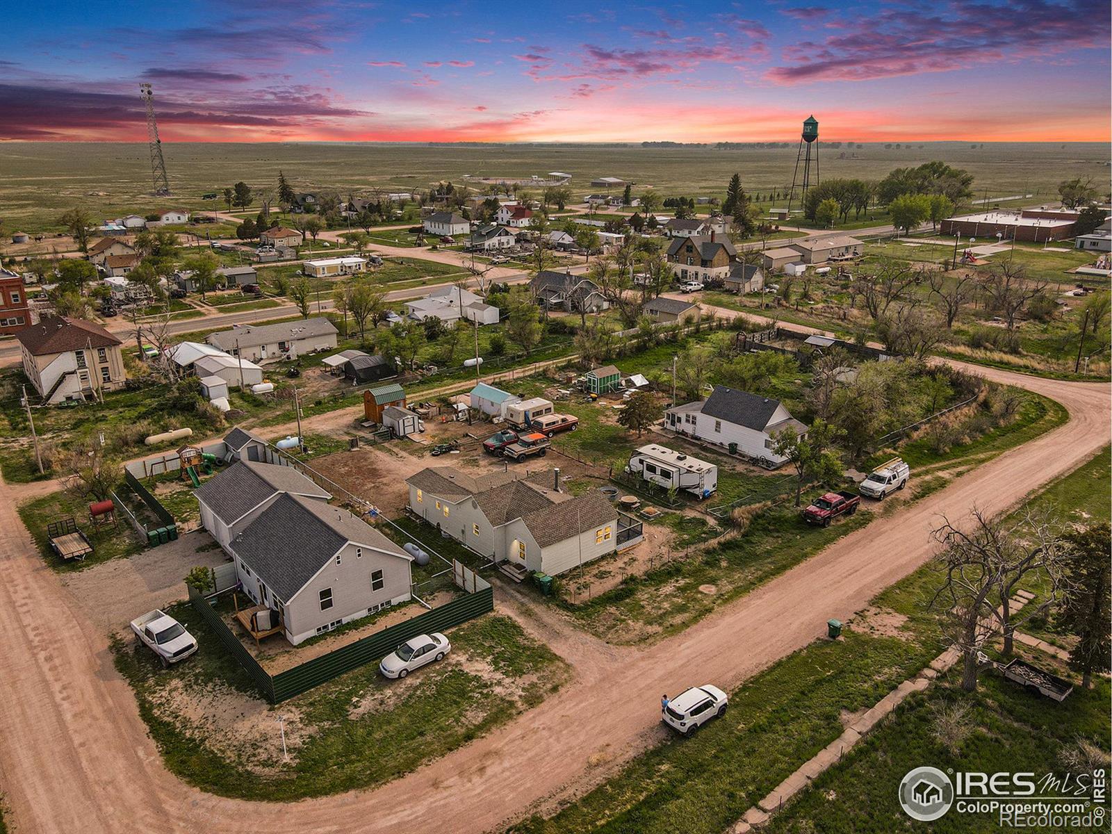 220 Cheyenne Ave, Grover, CO 80729