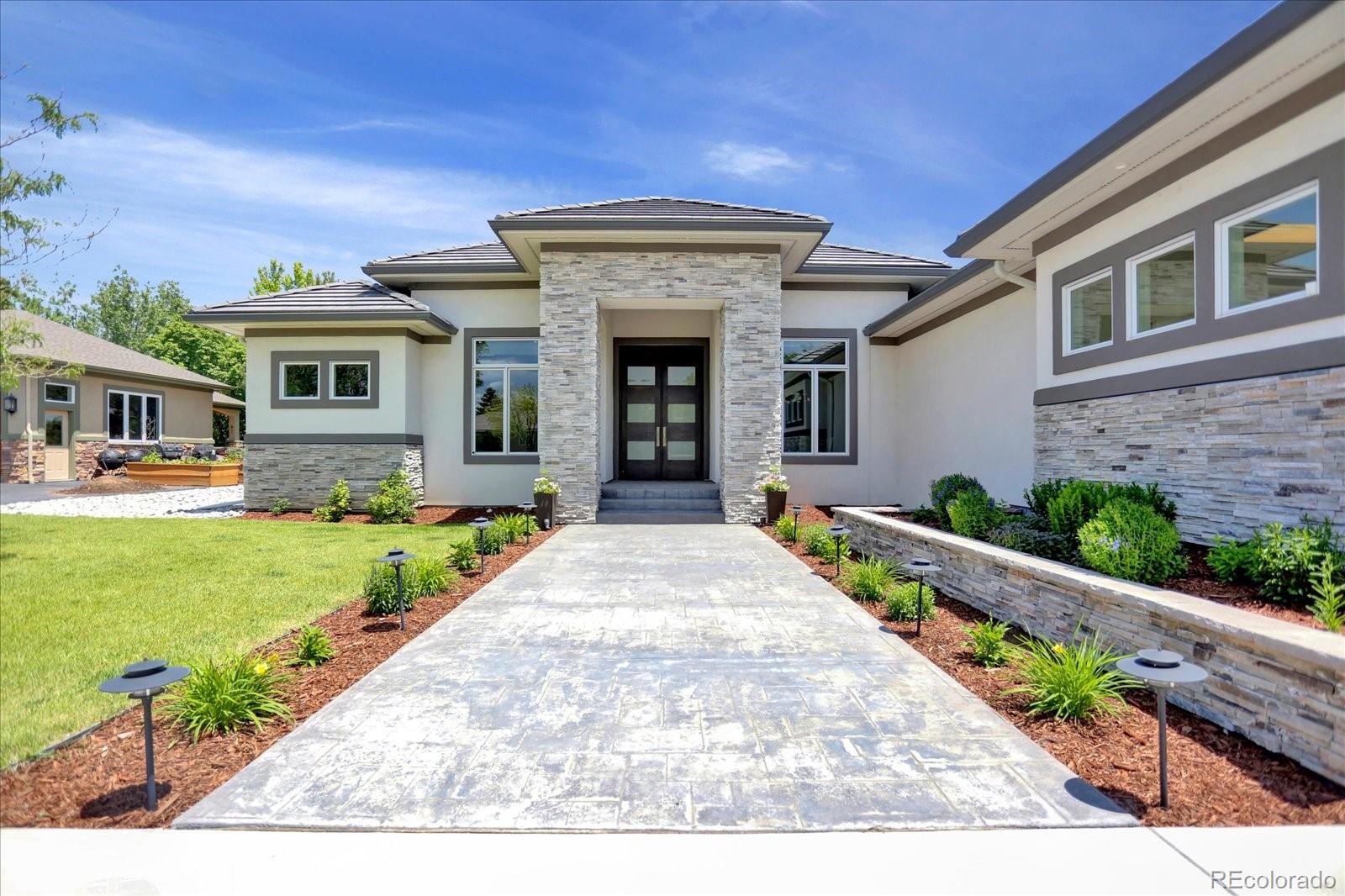 6 Maclean Dr, Littleton, CO 80123