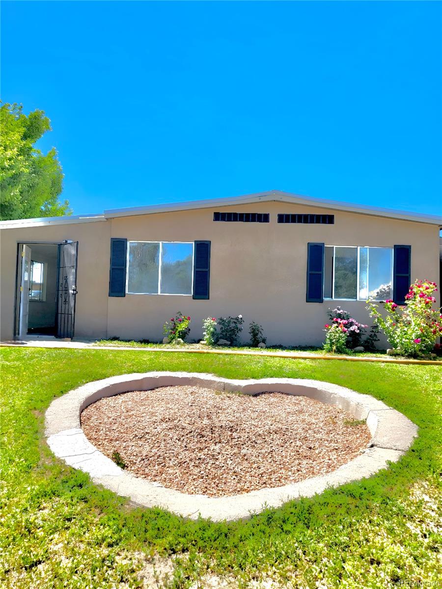 2813 Applewood Dr, Colorado City, CO 81019