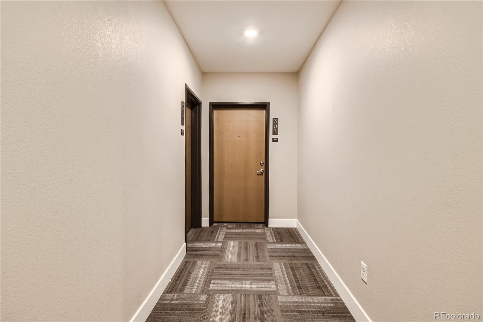 2374 S University Blvd #303, Denver, CO 80210