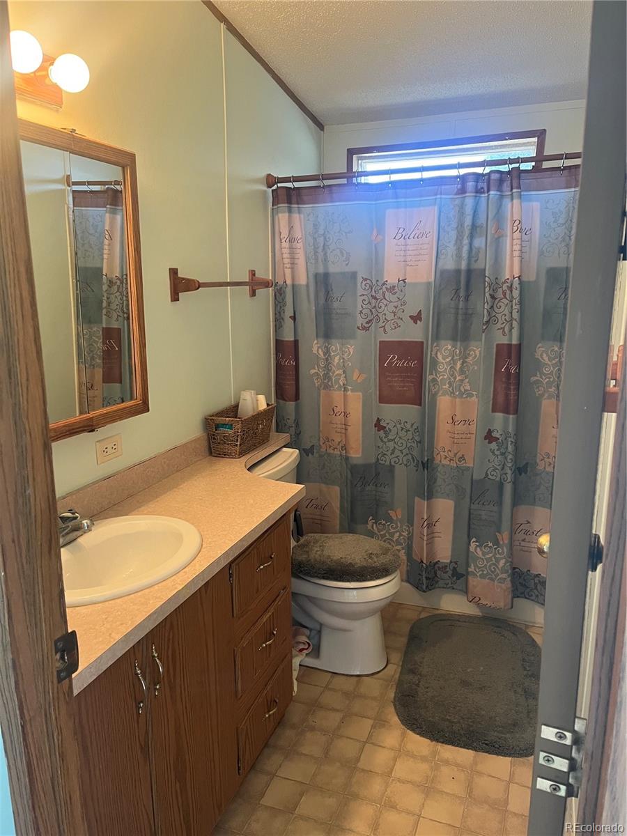 2911 Blue Spruce Dr, Colorado City, CO 81019
