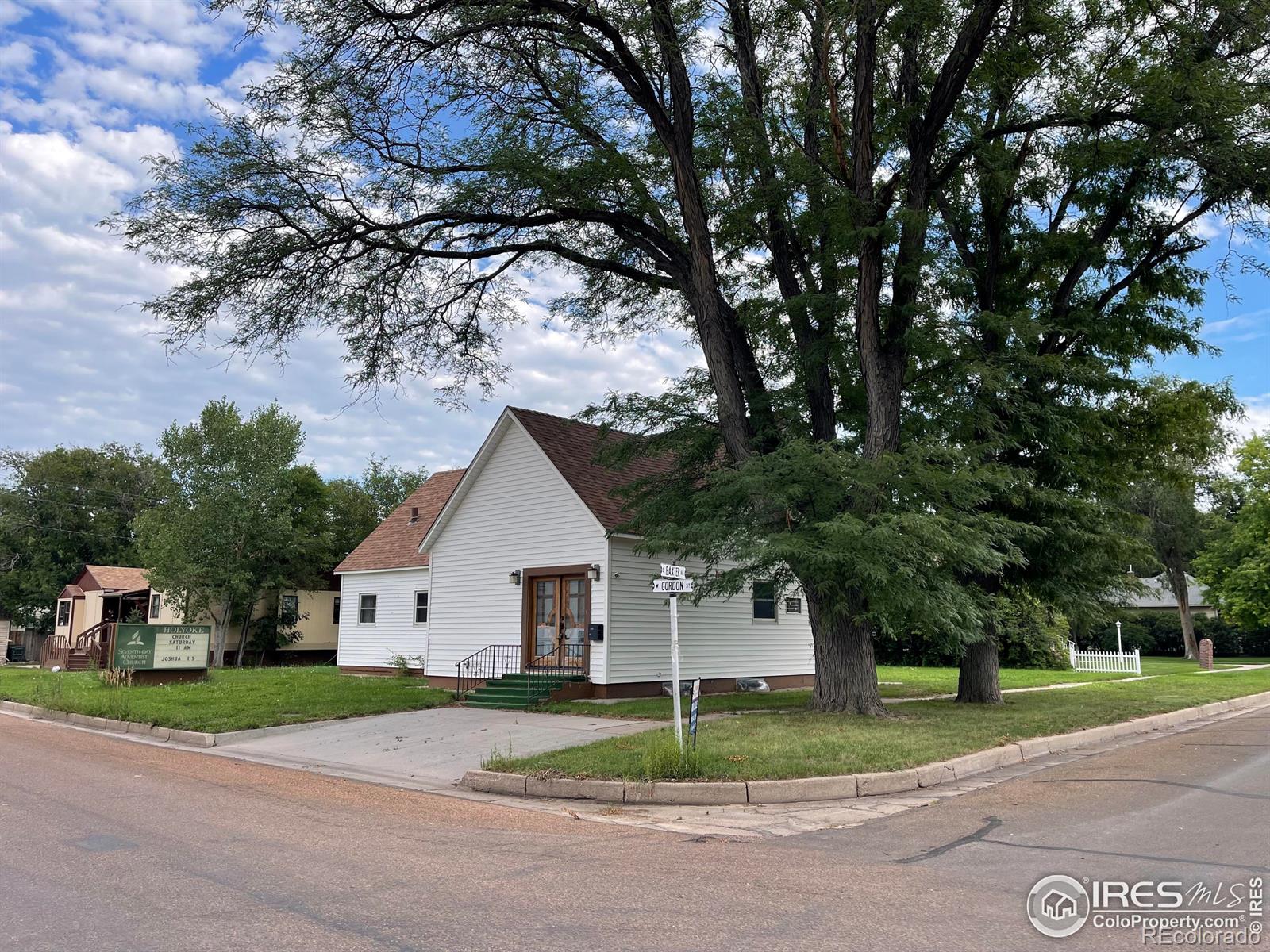 144 W Gordon St, Holyoke, CO 80734