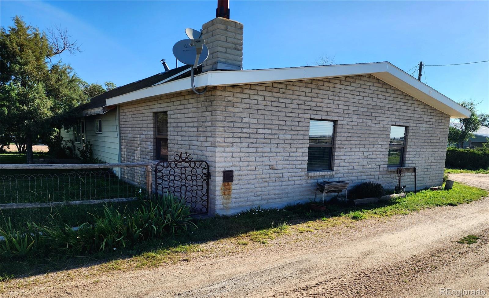 222 Kearney St, Grover, CO 80729