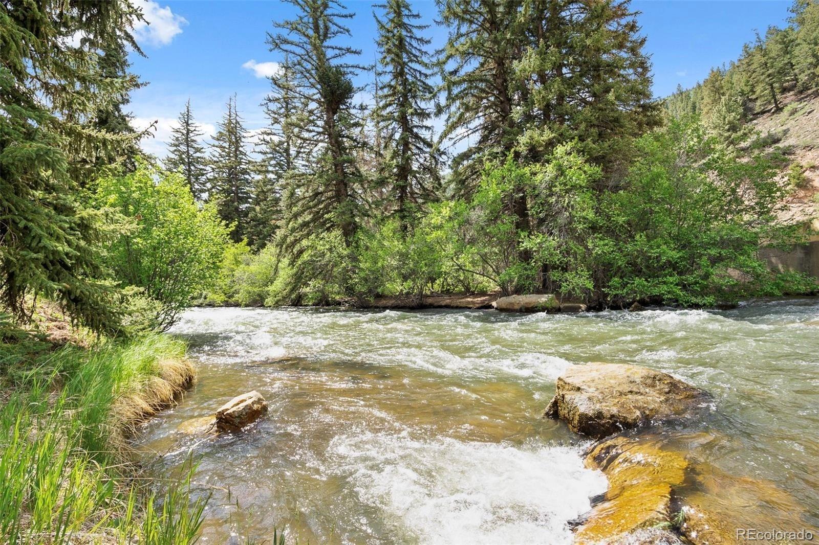 112 Mountain Dr, Shawnee, CO 80475