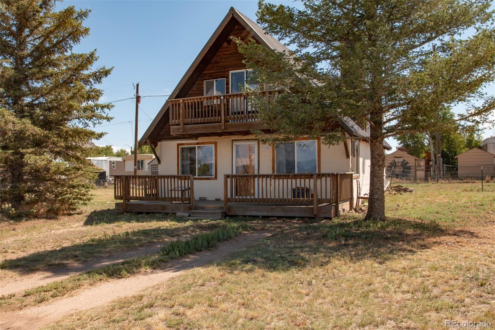 1015 French St, Silver Cliff, CO 81252