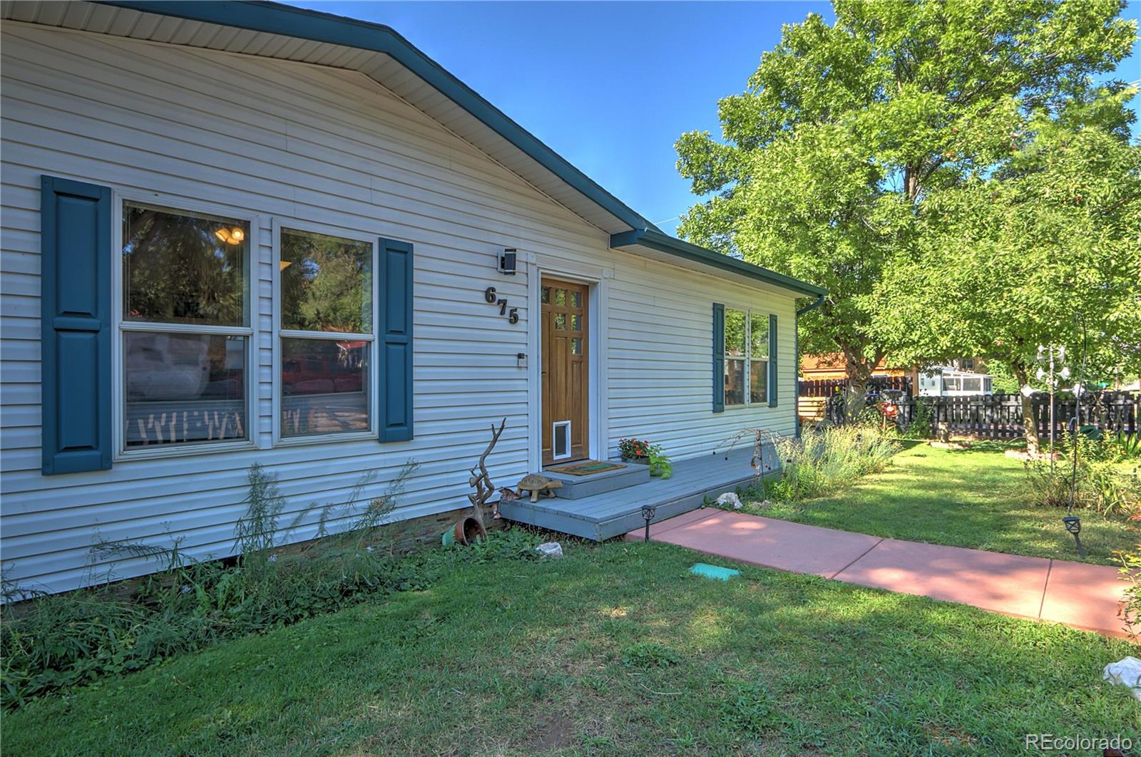 675 Orchard Ave, Silt, CO 81652