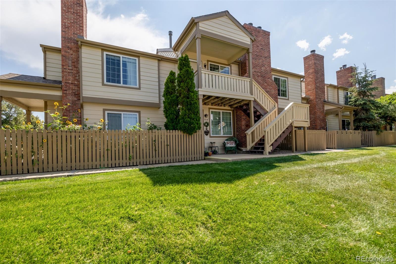 917 Summer Dr, Highlands Ranch, CO 80126