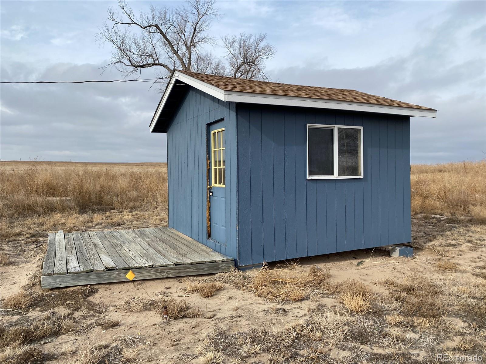 36465 Interstate 76 Frontage Rd, Roggen, CO 80652