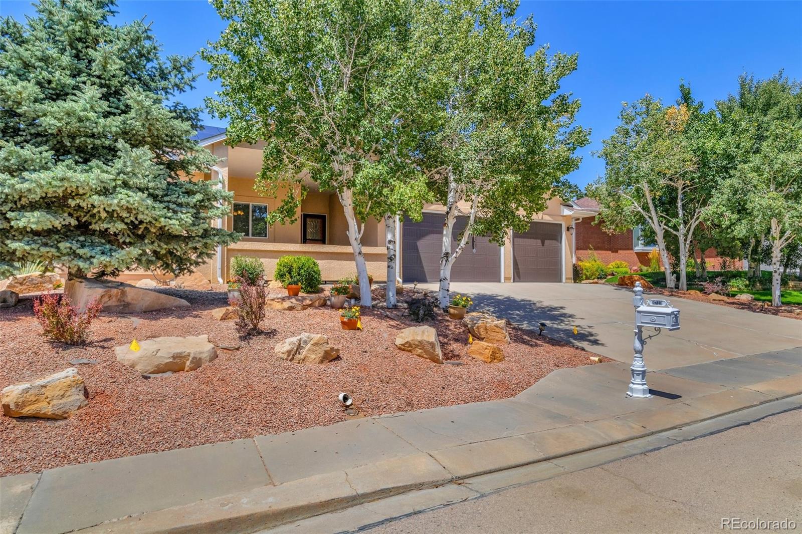 4723 Desert Candle Dr, Pueblo, CO 81001