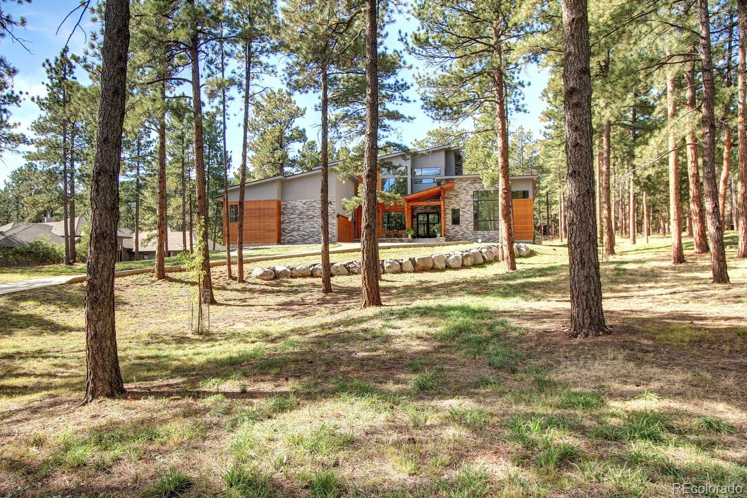 6549 Perry Park Blvd, Larkspur, CO 80118